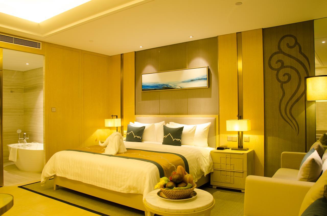 Grand New Century Hotel Sanya Buitenkant foto