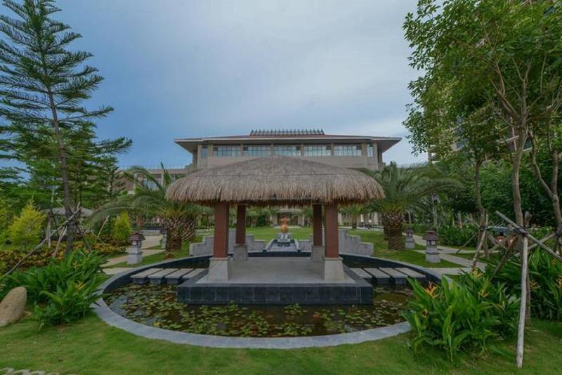 Grand New Century Hotel Sanya Buitenkant foto